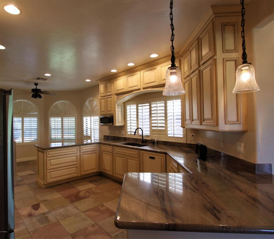 4054 E Paradise Dr, Phoenix, AZ 85028 photo 7