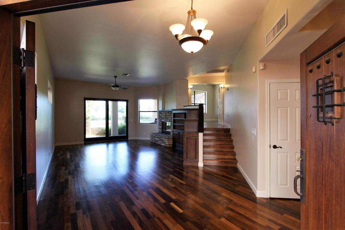 4054 E Paradise Dr, Phoenix, AZ 85028 photo 3