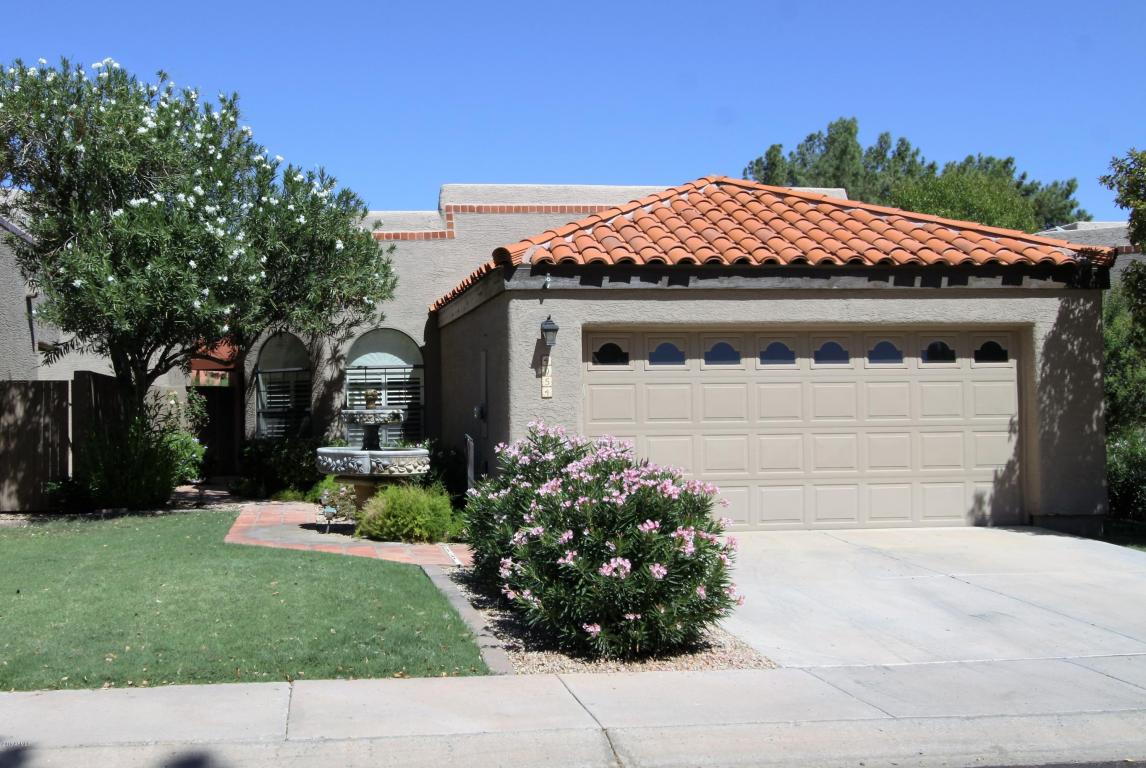 4054 E Paradise Dr, Phoenix, AZ 85028 photo 1