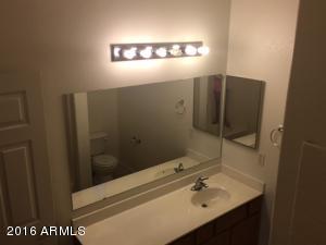 950 S Balboa Dr, Gilbert, AZ 85296 photo 15
