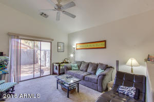 950 S Balboa Dr, Gilbert, AZ 85296 photo 12