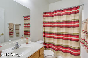 950 S Balboa Dr, Gilbert, AZ 85296 photo 18