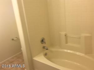 950 S Balboa Dr, Gilbert, AZ 85296 photo 16