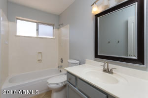 902 N Swallow Ln, Gilbert, AZ 85234 photo 17