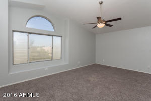 902 N Swallow Ln, Gilbert, AZ 85234 photo 18