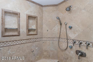 902 N Swallow Ln, Gilbert, AZ 85234 photo 21