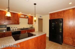 916 E Diana Ave, Phoenix, AZ 85020 photo 11