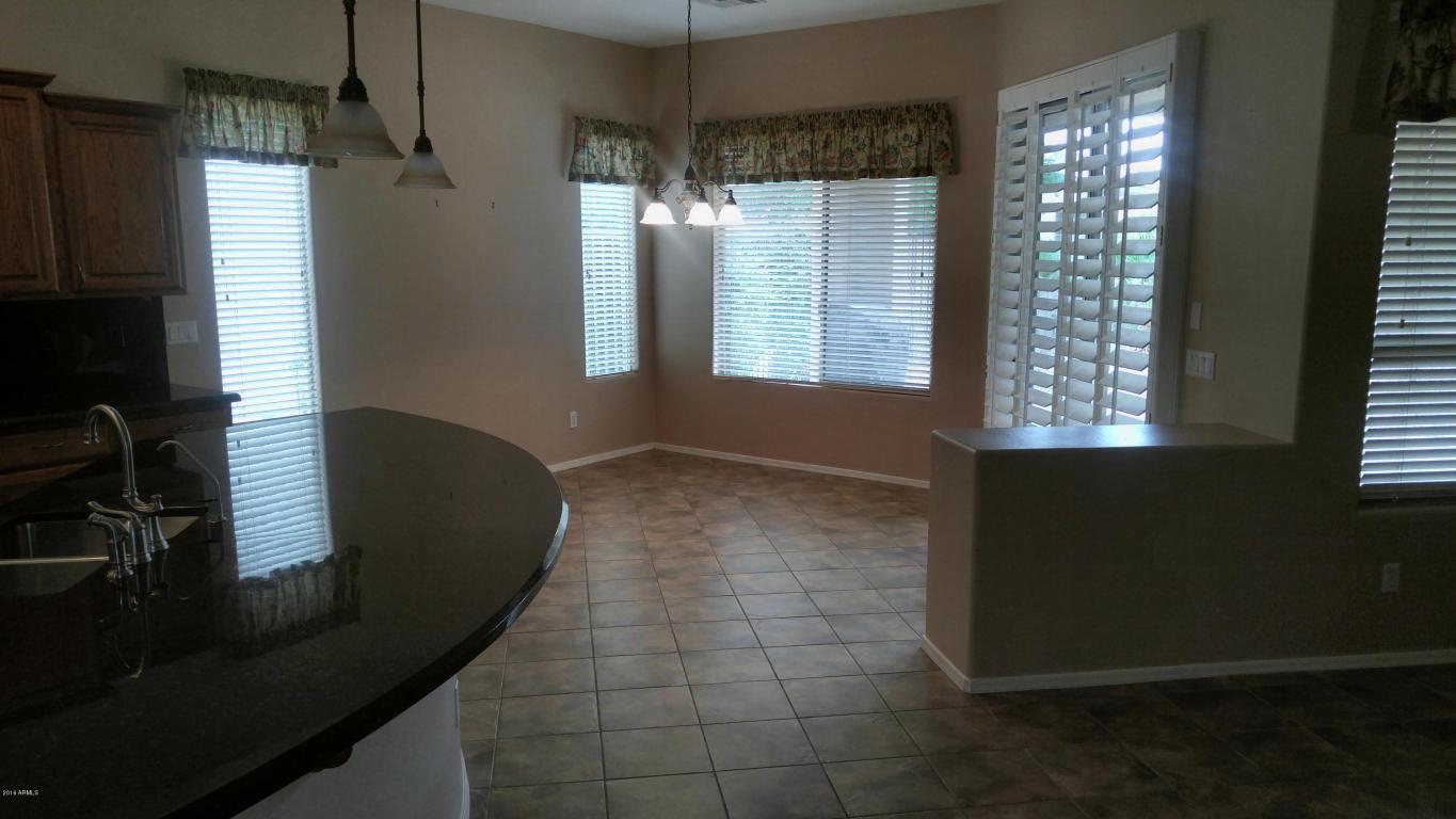 4041 E Donato Dr, Gilbert, AZ 85298 photo 3