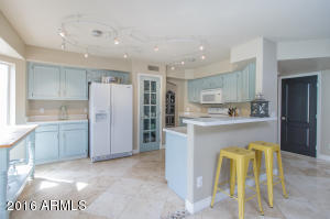 925 S Surfside Dr, Gilbert, AZ 85233 photo 7