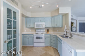 925 S Surfside Dr, Gilbert, AZ 85233 photo 10