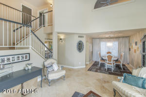 925 S Surfside Dr, Gilbert, AZ 85233 photo 4