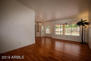 3256 E Rosemonte Dr, Phoenix, AZ 85050 photo 2