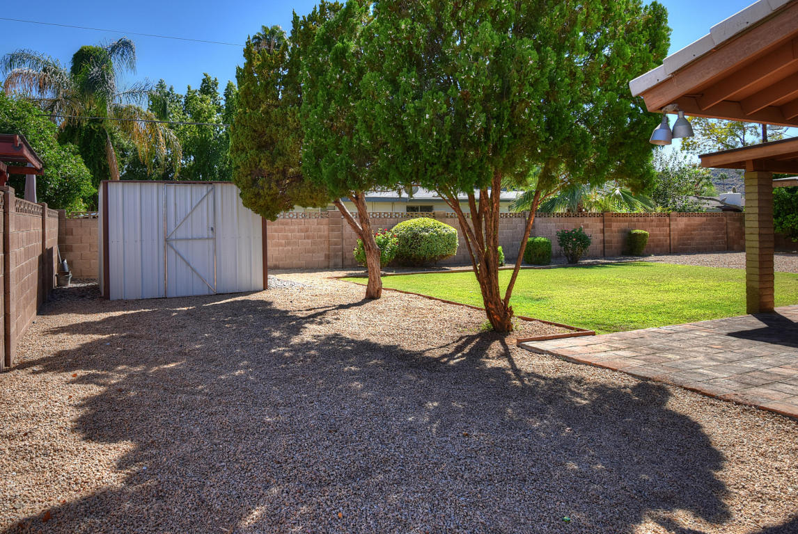 219 W Interlacken Dr, Phoenix, AZ 85023 photo 25