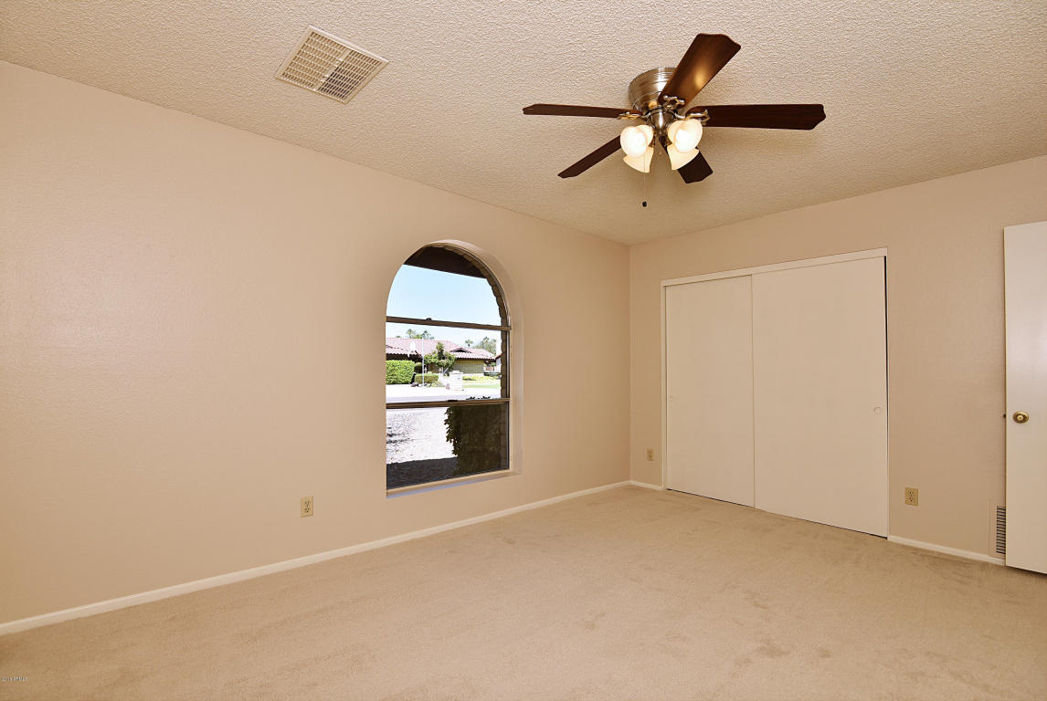 219 W Interlacken Dr, Phoenix, AZ 85023 photo 18