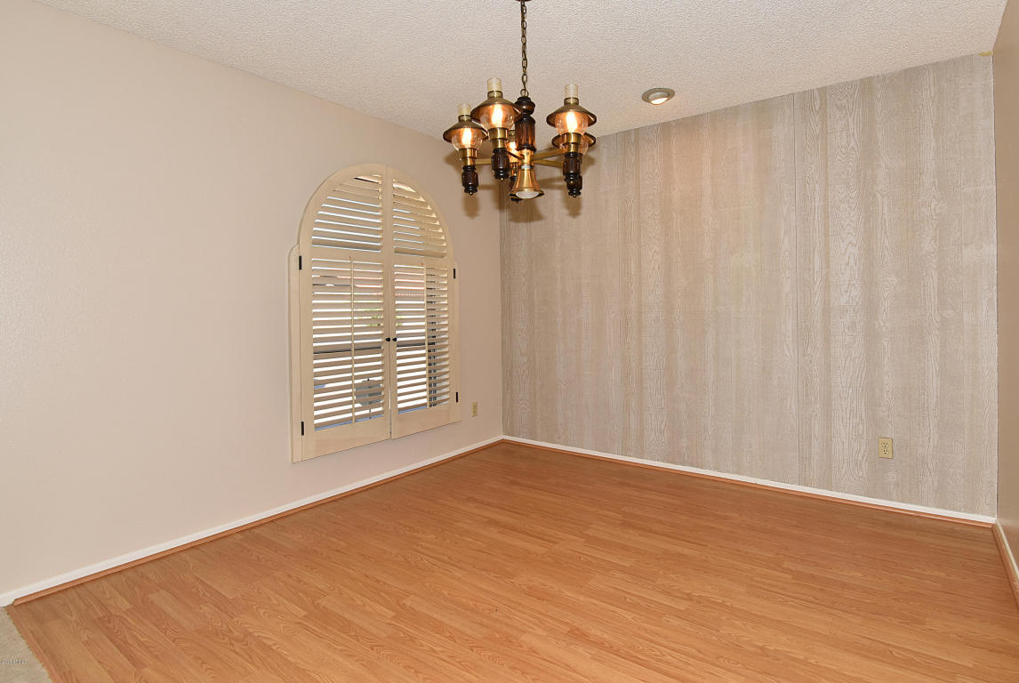 219 W Interlacken Dr, Phoenix, AZ 85023 photo 13