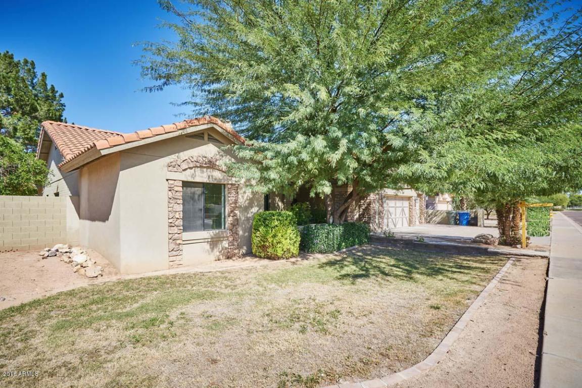 946 E Knight Ln, Tempe, AZ 85284 photo 2