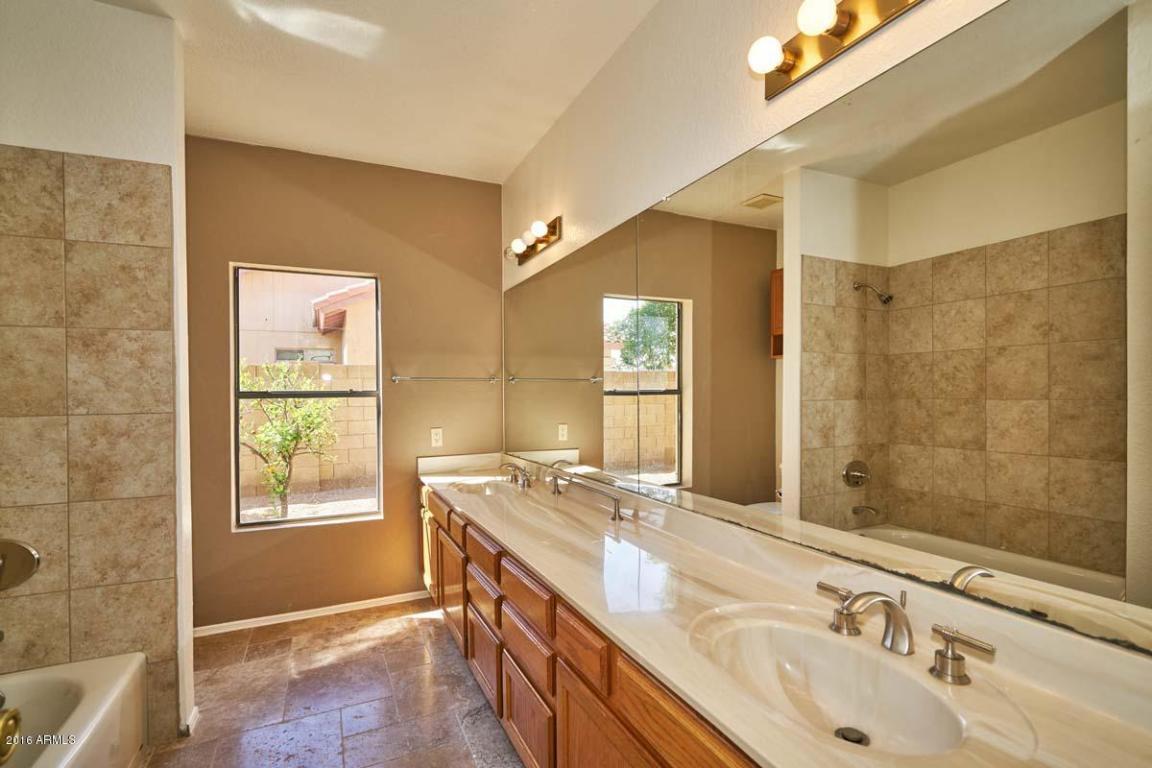 946 E Knight Ln, Tempe, AZ 85284 photo 10