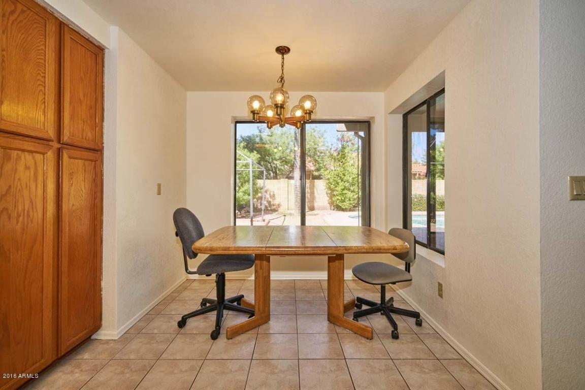 946 E Knight Ln, Tempe, AZ 85284 photo 21