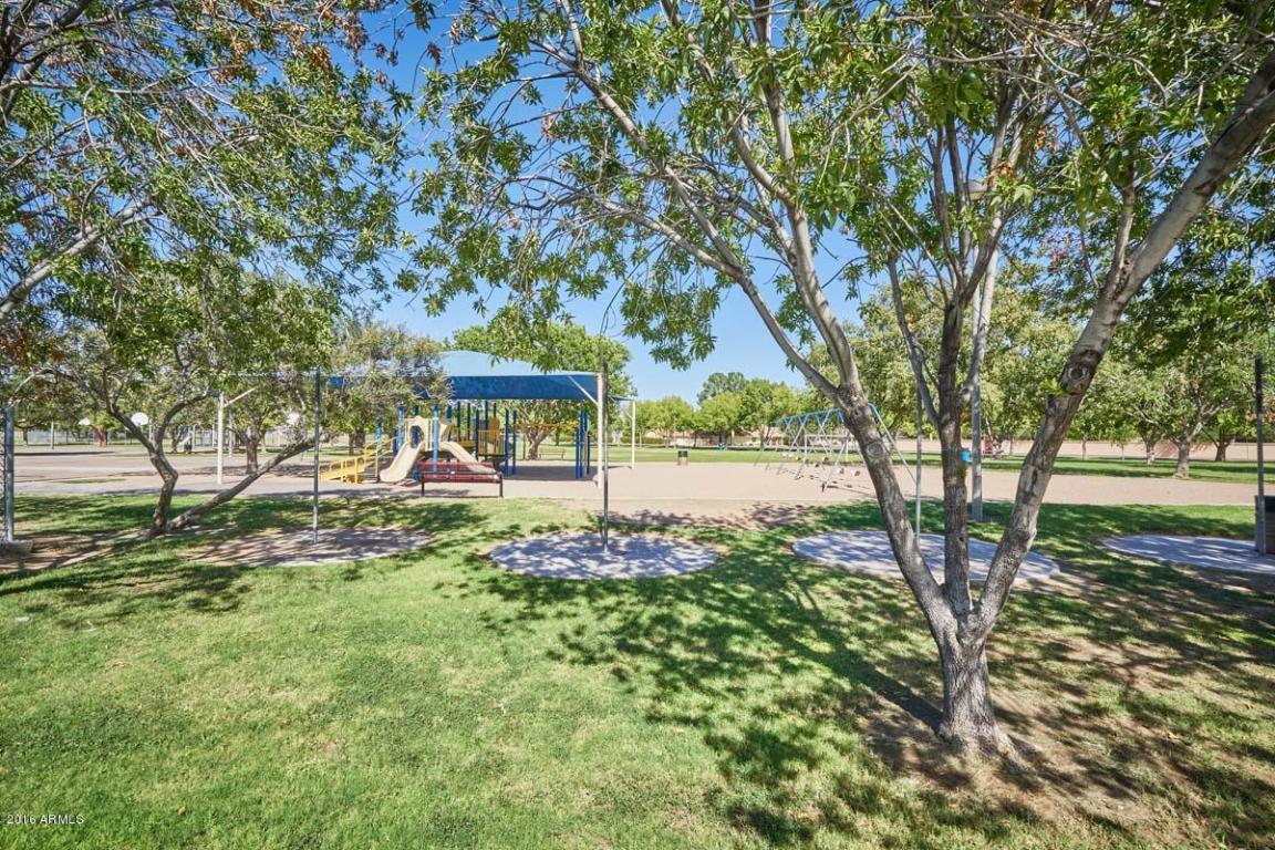 946 E Knight Ln, Tempe, AZ 85284 photo 43