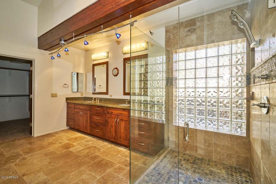 946 E Knight Ln, Tempe, AZ 85284 photo 12
