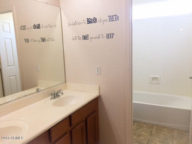 1374 E Parkview Dr, Gilbert, AZ 85295 photo 21