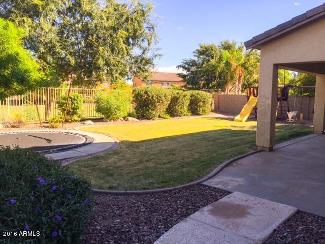 1374 E Parkview Dr, Gilbert, AZ 85295 photo 8