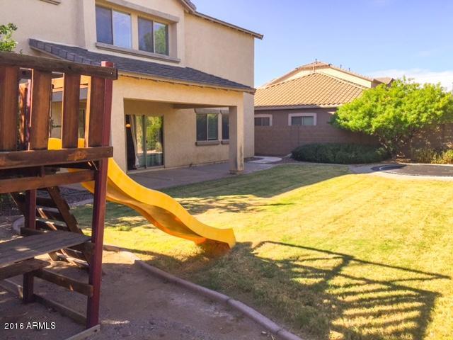 1374 E Parkview Dr, Gilbert, AZ 85295 photo 5