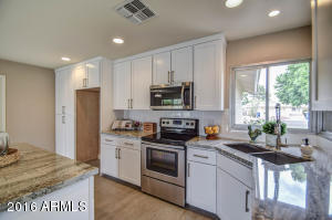 949 E Hermosa Dr, Tempe, AZ 85282 photo 21