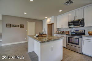 949 E Hermosa Dr, Tempe, AZ 85282 photo 22