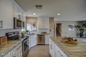 949 E Hermosa Dr, Tempe, AZ 85282 photo 19