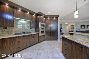 2211 E Camelback Rd #903, Phoenix, AZ 85016 photo 18