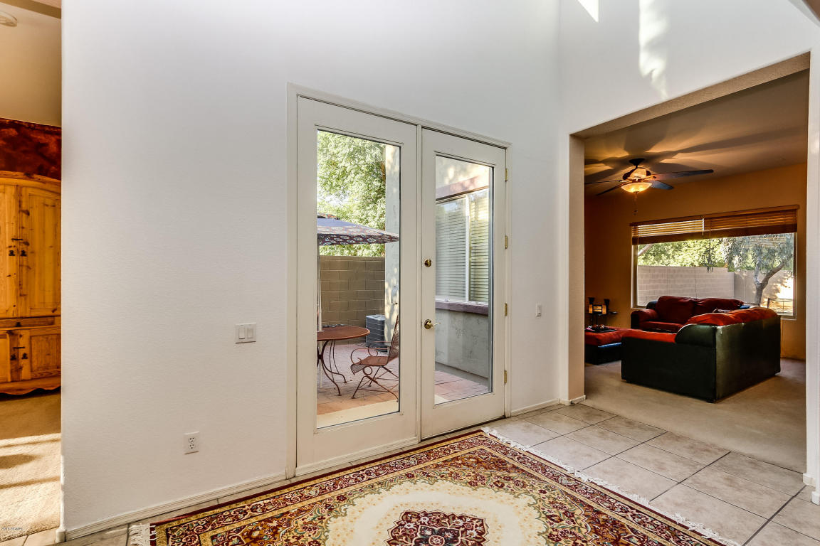 2010 N Milkweed Loop, Phoenix, AZ 85037 photo 9