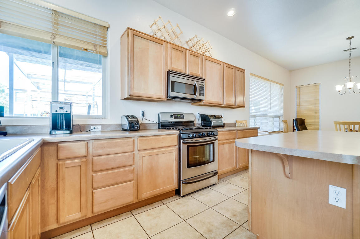2010 N Milkweed Loop, Phoenix, AZ 85037 photo 24