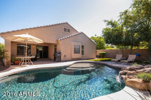 2613 E Charlotte Dr, Phoenix, AZ 85024 photo 2