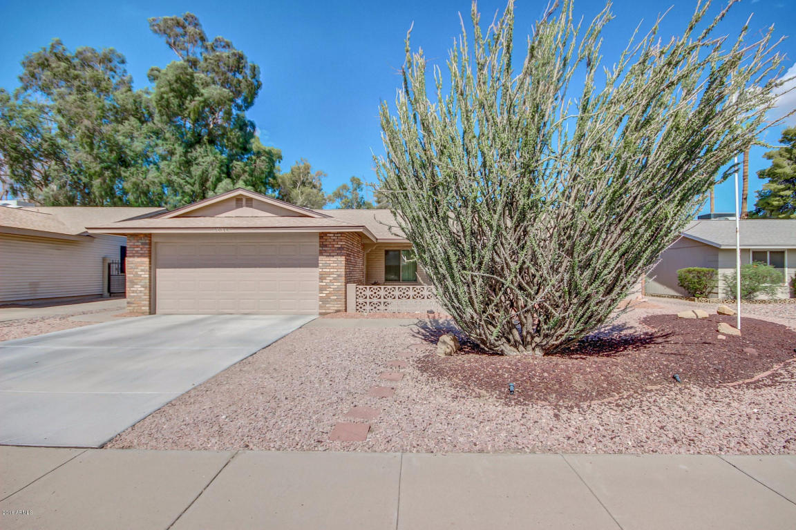 5046 E Magic Stone Dr, Phoenix, AZ 85044 photo 2