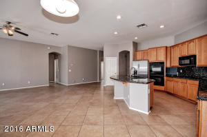 2961 E Canyon Creek Dr, Gilbert, AZ 85295 photo 7