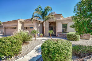 2961 E Canyon Creek Dr, Gilbert, AZ 85295 photo 8