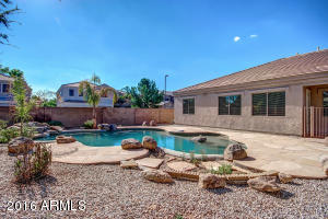 2961 E Canyon Creek Dr, Gilbert, AZ 85295 photo 2