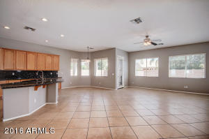 2961 E Canyon Creek Dr, Gilbert, AZ 85295 photo 5