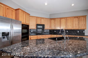 2961 E Canyon Creek Dr, Gilbert, AZ 85295 photo 6