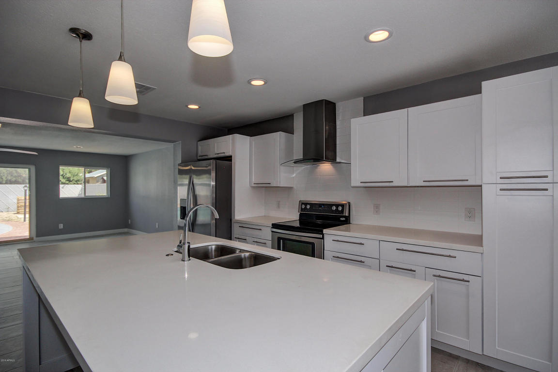 1038 Elm St, Phoenix, AZ 85014 photo 11