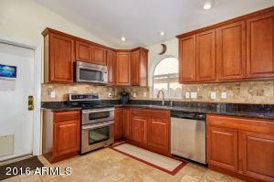 3938 Encinas Ave, Gilbert, AZ 85234 photo 4