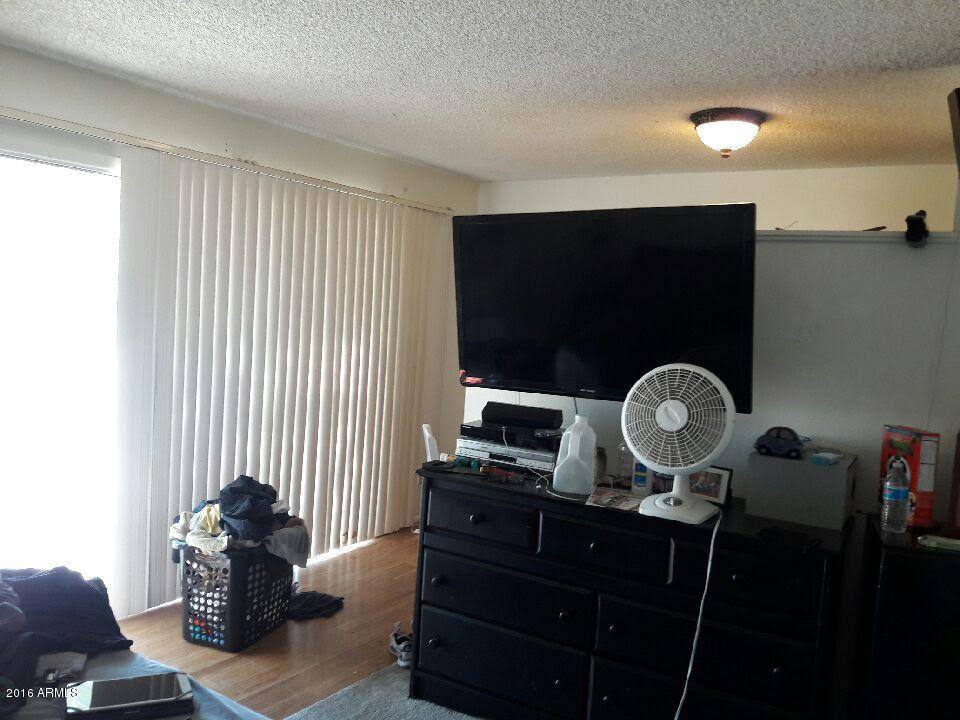 4205 E Winnetka Dr, Phoenix, AZ 85044 photo 8