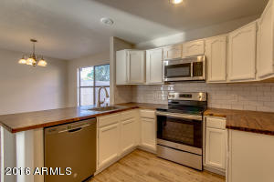 606 N Cobblestone St, Gilbert, AZ 85234 photo 10