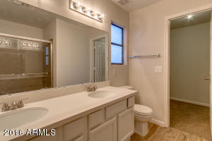 606 N Cobblestone St, Gilbert, AZ 85234 photo 15