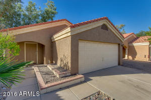 606 N Cobblestone St, Gilbert, AZ 85234 photo 1