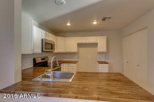 606 N Cobblestone St, Gilbert, AZ 85234 photo 11