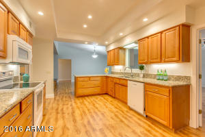 335 E Paradise Ln, Phoenix, AZ 85022 photo 30