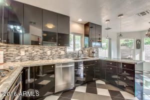 3921 E Sweetwater Ave, Phoenix, AZ 85032 photo 14