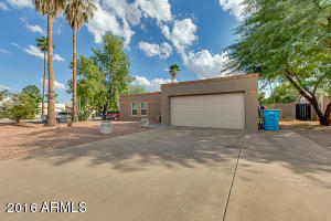 3921 E Sweetwater Ave, Phoenix, AZ 85032 photo 1